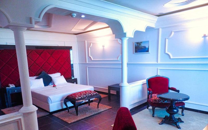Hotel Raya Tichy מראה חיצוני תמונה